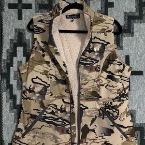 Under Armour Women's Camouflage Vest